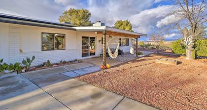 Pet-friendly Gem w/ Treehouse: 20 Mi to Sedona