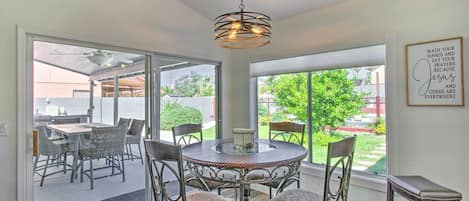 House (4 Bedrooms) | Interior