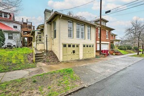 House (1 Bedroom) | Interior - Johnson City Vacation Rental: 1 Block to Etsu (Johnson City)