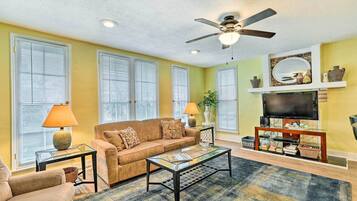 House (1 Bedroom) | Front of property