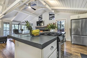 微波爐、烤箱、爐台、洗碗機