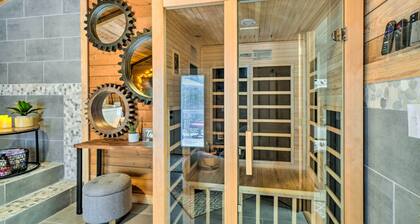 Peaceful Jamestown Retreat w/ Sauna!