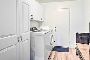 Hus (4 Bedrooms) | Innvendig