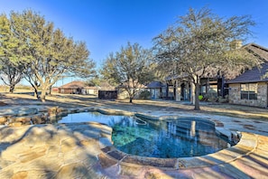 Interior - Private Pool: Spacious & Vibrant Argyle Villa! (Argyle)