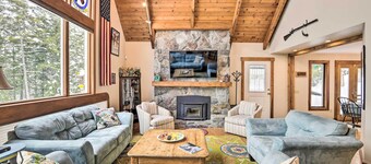 Waitsfield Vacation Rental w/ Private Hot Tub