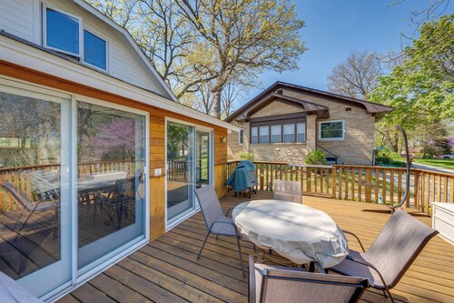 Charming Lake Ripley Cottage w/ Water View!