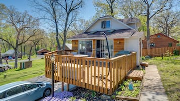 Cottage (2 Bedrooms) | Interior