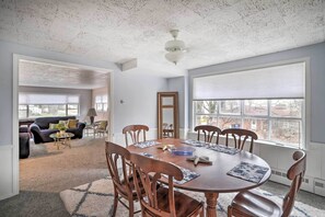 Dining - Long Beach Home: Deck, Walk to Lake Michigan (Michigan City)