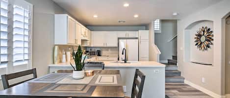 House (2 Bedrooms) | Interior