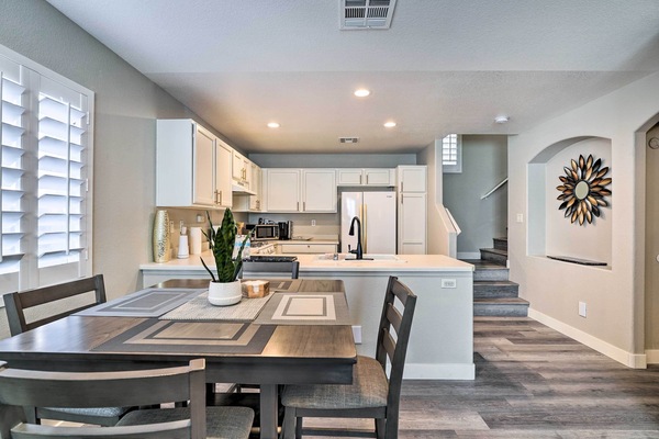 House (2 Bedrooms) | Interior