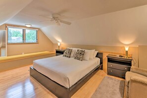 4 bedrooms, iron/ironing board, bed sheets - Renovated & Spacious Cabin w/ Patio & Grounds (Lake Geneva)