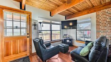 House (1 Bedroom) | Interior