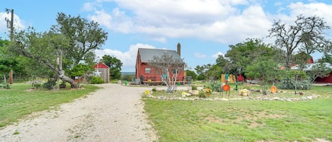 House (1 Bedroom) | Interior