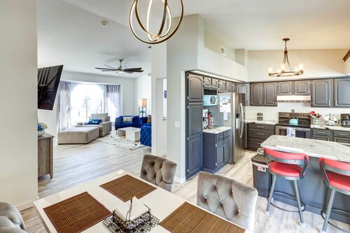 Lake Havasu Home w/ Heated Pool & Putting Green