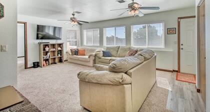 Patio, Grill & Fire Pit: Show Low Escape!