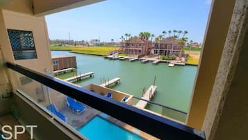 Apartamento, 1 habitación | Piscina | Una piscina al aire libre