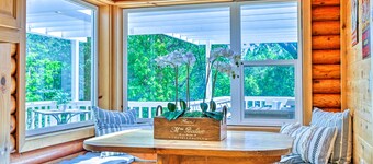 Steps to Dtwn Murphys: Cottage w/ Furnished Porch