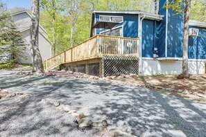 House (3 Bedrooms) | Interior - Deck & Community Perks: Bright Pocono Lake Home! (Pocono Lake)