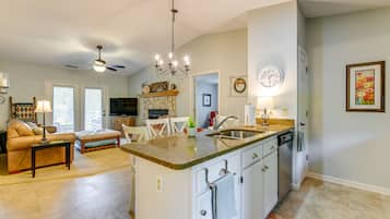 Villa (2 Bedrooms) | Interior