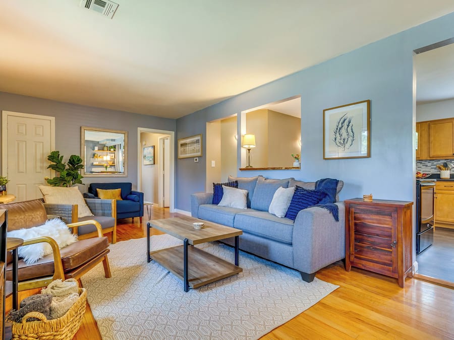 House (3 Bedrooms) | Interior