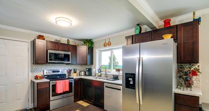 Ararat Home w/ Spacious Yard & Mountain Views!