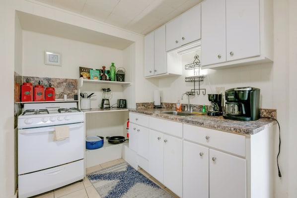 Apartment (1 Bedroom) | Interior