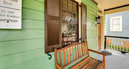 Victorian Vacation Rental Apt in Downtown New Bern