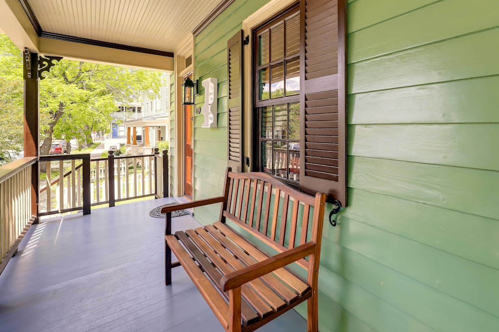 Victorian Vacation Rental Apt in Downtown New Bern - New Bern, NC