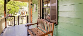 Victorian Vacation Rental Apt in Downtown New Bern