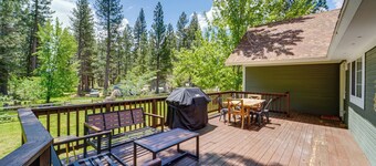 Calpine Mountain Retreat w/ High-speed Internet