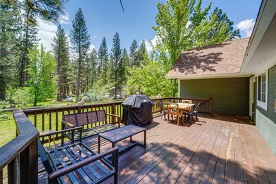 Calpine Mountain Retreat w/ High-speed Internet