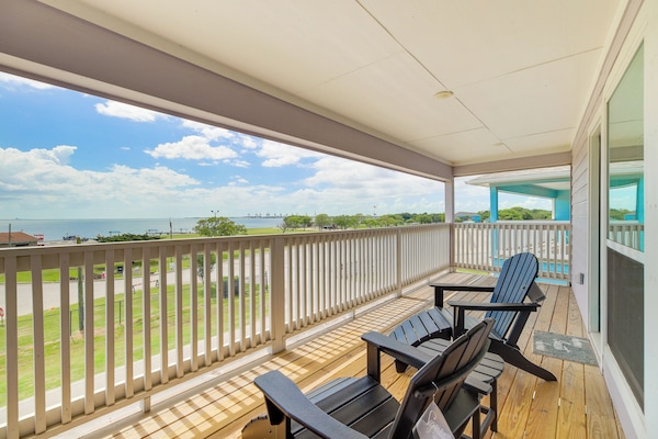 House (3 Bedrooms) | Front of property