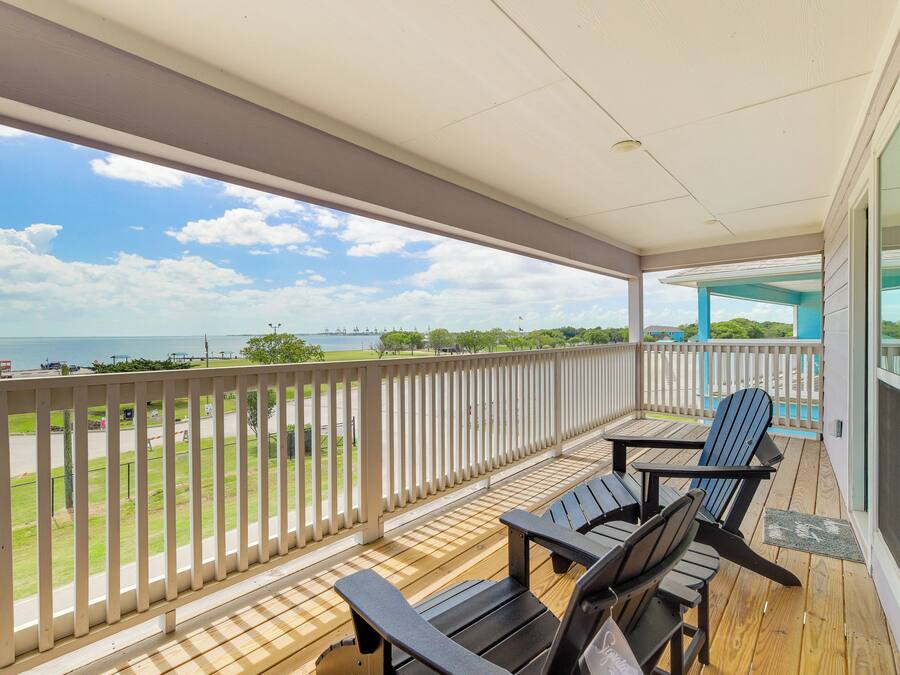 House (3 Bedrooms) | Front of property