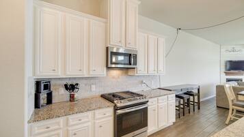 Nhà (3 Bedrooms) | Nội thất