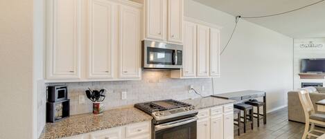 Ev (3 Bedrooms) | İç mekân