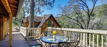 9 Mi to Bass Lake: Cabin w/ Fire Pit in Wishon!