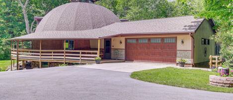 House (5 Bedrooms) | Front of property