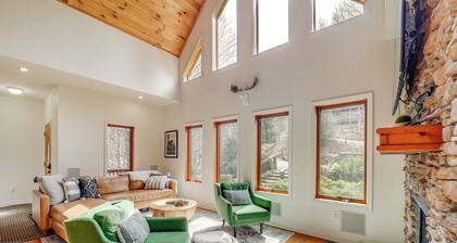 Deck + Scenic Views: Beech Mountain Cabin