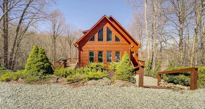 Deck + Scenic Views: Beech Mountain Cabin
