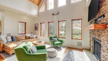 House (3 Bedrooms) | Front of property