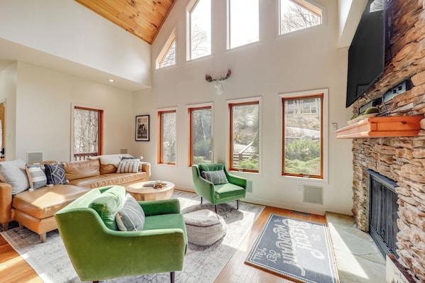 House (3 Bedrooms) | Front of property