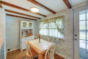 Cottage (3 Bedrooms) | Interior