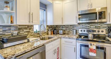 Private Pool & Patio: Fort Lauderdale Home!