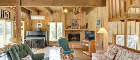 House (6 Bedrooms) | Interior