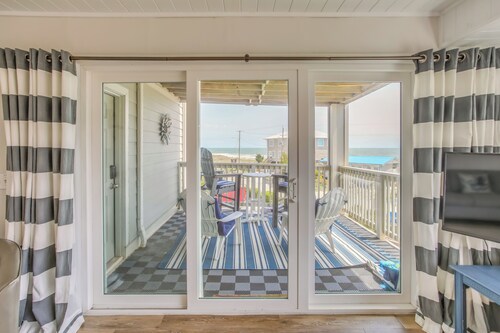 Ocean-view Balcony: Carolina Beach Condo!