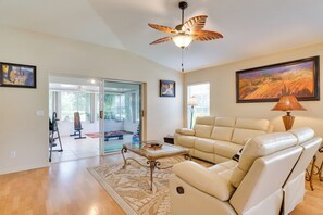 Casa (2 Bedrooms) | Interior