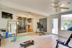 Interior - North Fort Myers Getaway w/ Resort Amenities! (North Fort Myers)