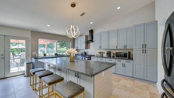 Microwave, oven, stovetop, dishwasher