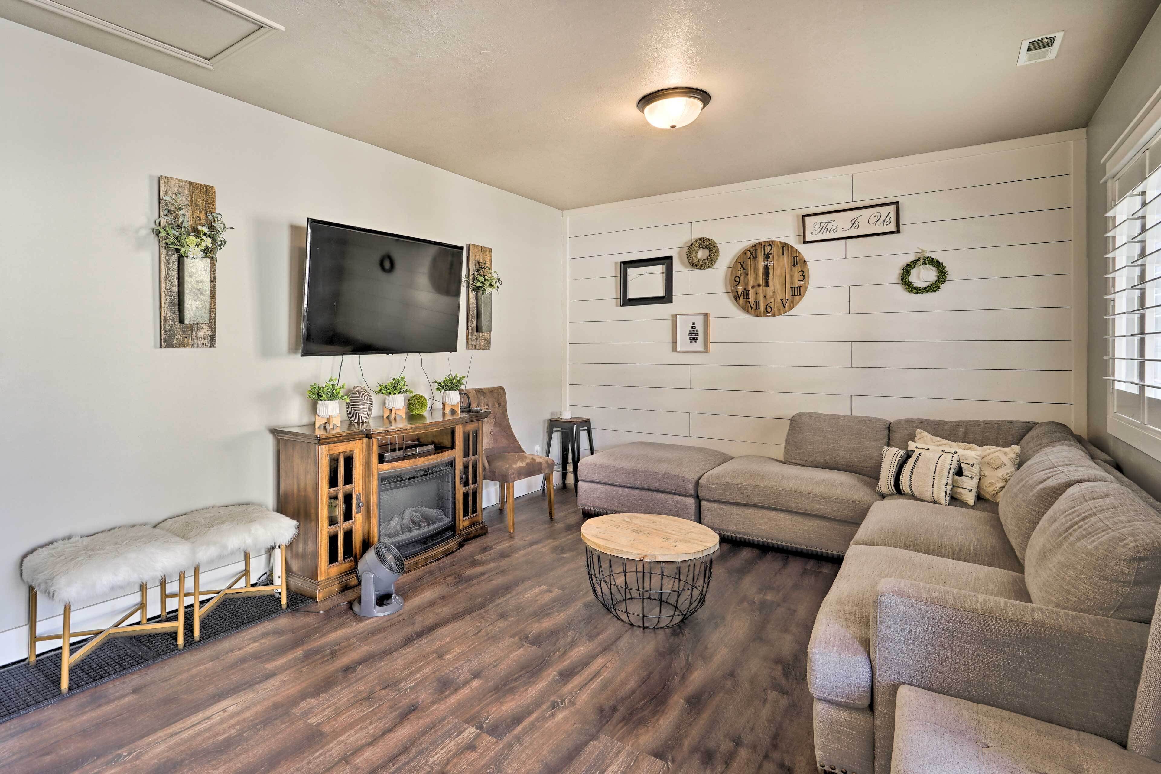 House (5 Bedrooms) | Front of property