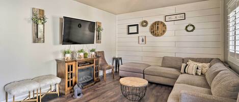 House (5 Bedrooms) | Front of property